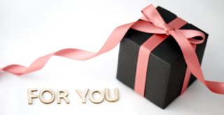 プレゼントの郵送する方法 ラッピングは 箱は 送り方紹介 リケジョ 主婦になる